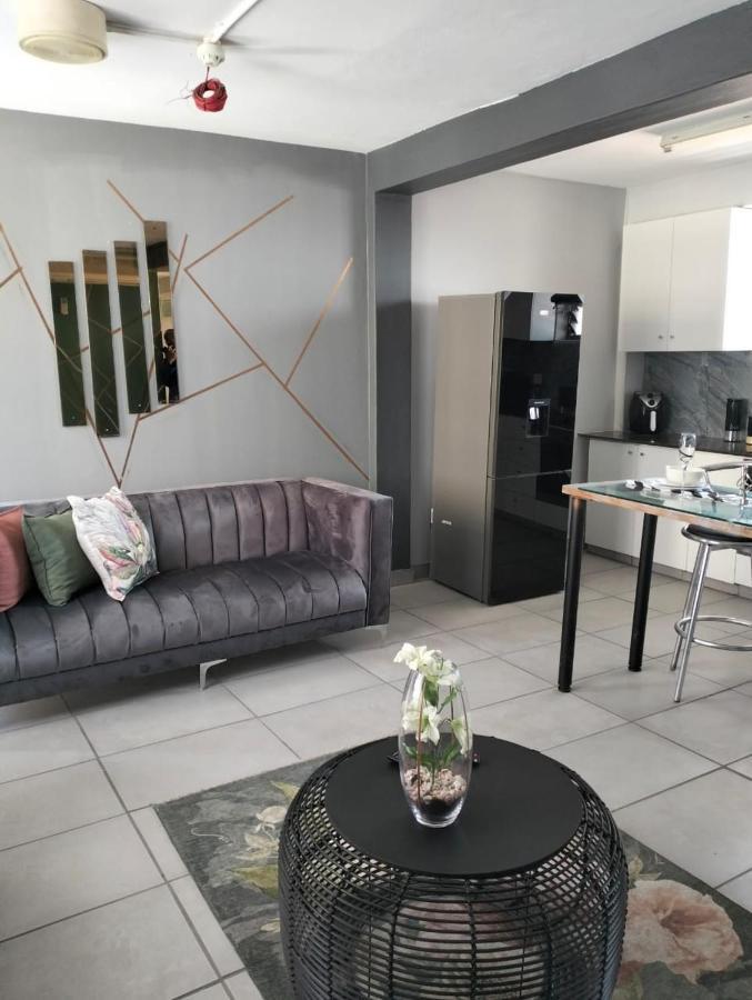 Apartment @derricks Luxury 2