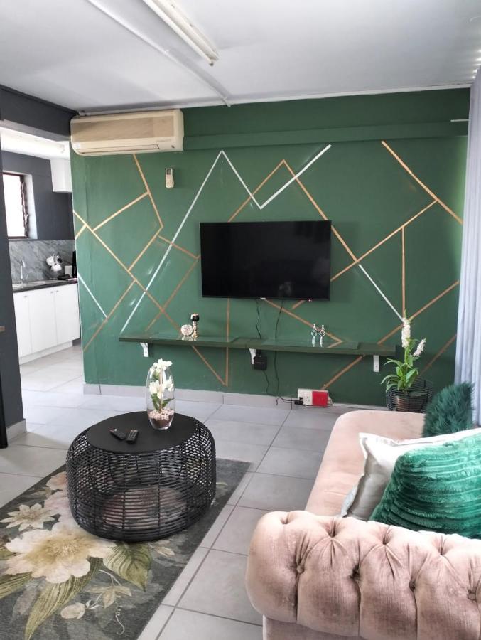 Apartment @derricks Luxury 2 Johannesburg