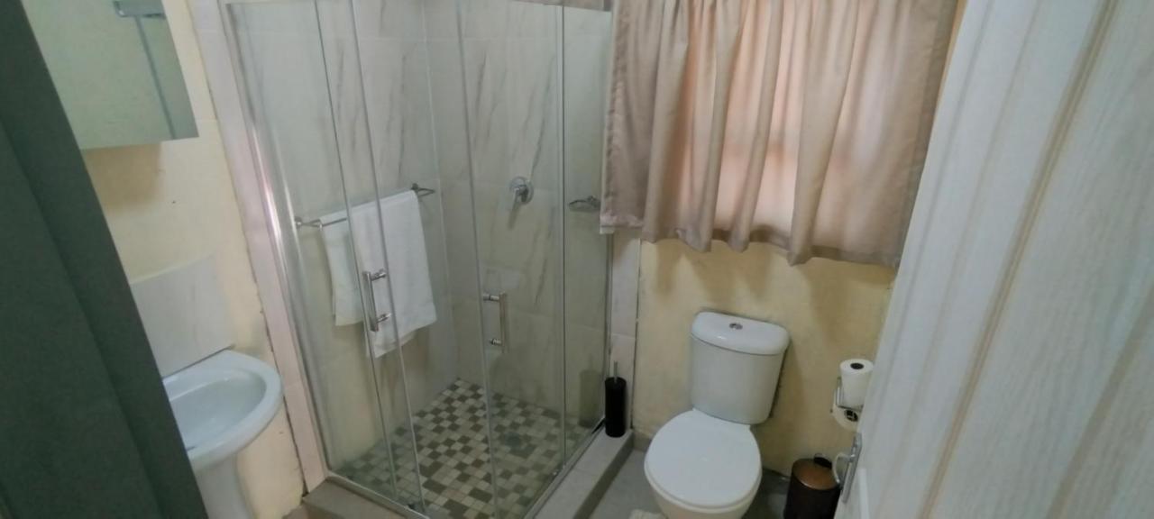 Guest house Zwelibanzi