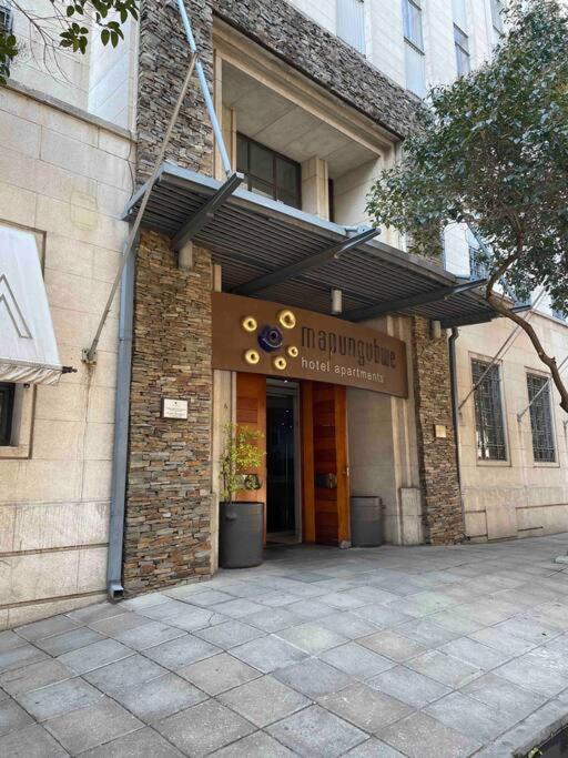 Apartment Budget Friendly Private With Wifi 3km To Maboneng