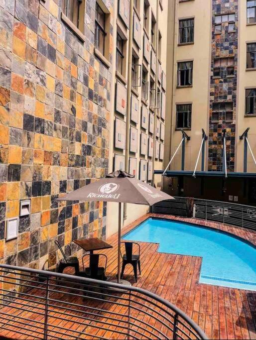 Apartamento Budget Friendly Private With Wifi 3km To Maboneng *