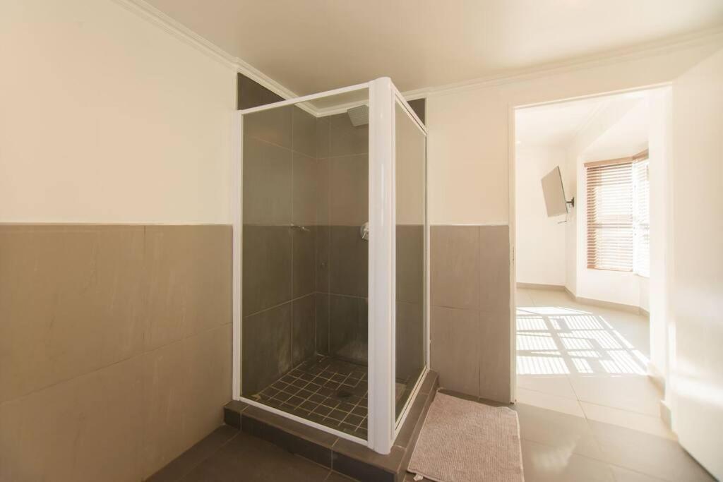 Villa Ule Atinuke 2 Johannesburg