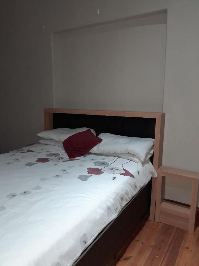 Slumberlake Guest House, Auckland Park