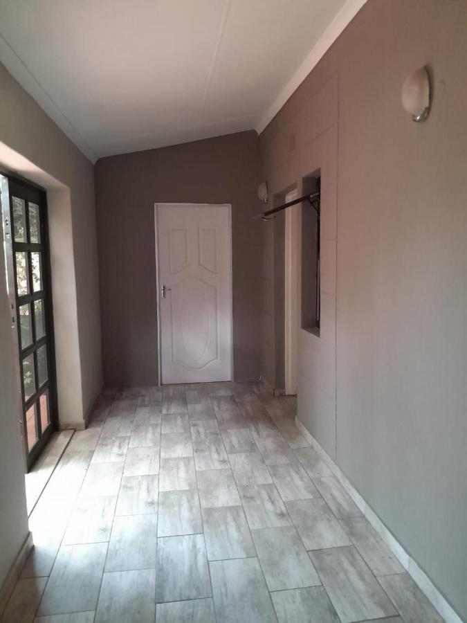 Slumberlake Guest House, Auckland Park Johannesburg
