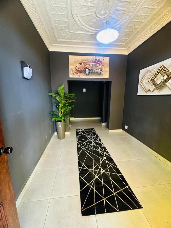 6 The Curve Unit 16 Homestay