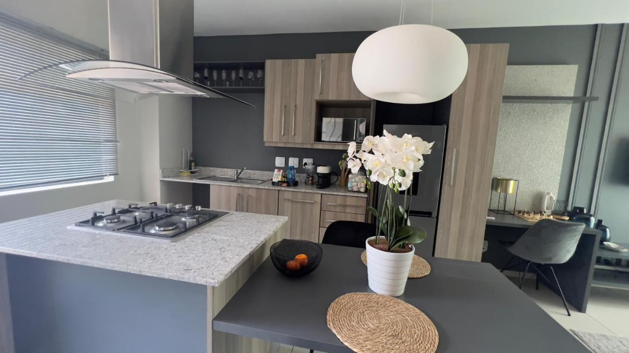 Apartment The Signature Luxury In Sandton Johannesburg