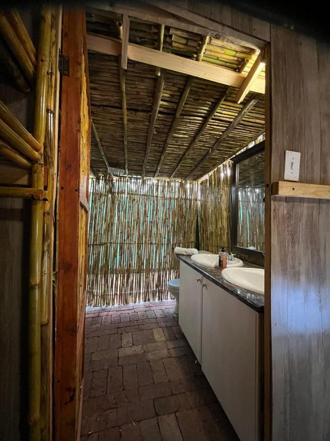 Luxury tent Sandton Safari Camp *