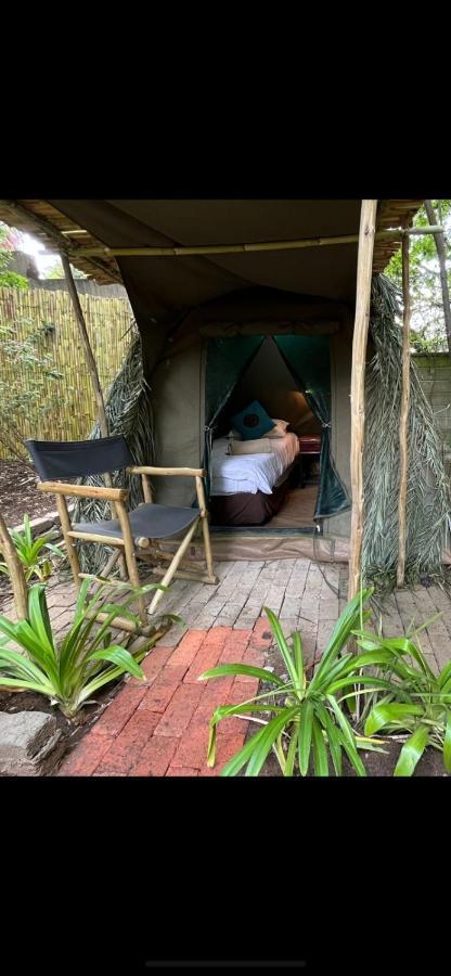 Sandton Safari Camp *