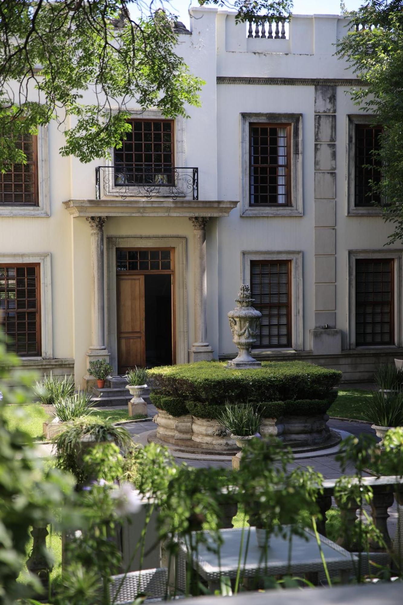 Fairlawns Boutique & 5*