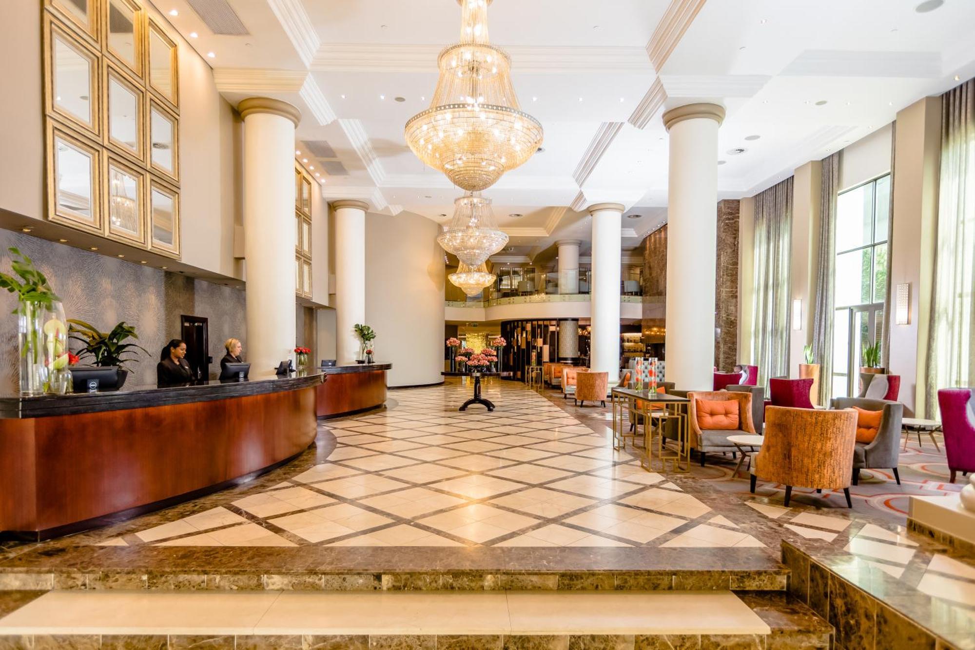 Southern Sun Sandton 4*