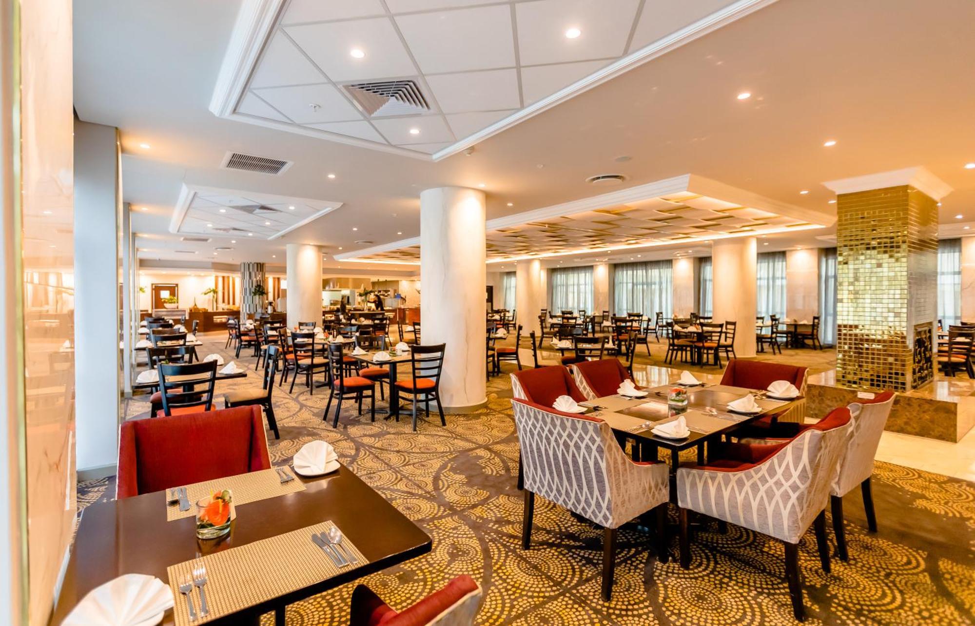 Khách sạn Southern Sun Sandton 4*