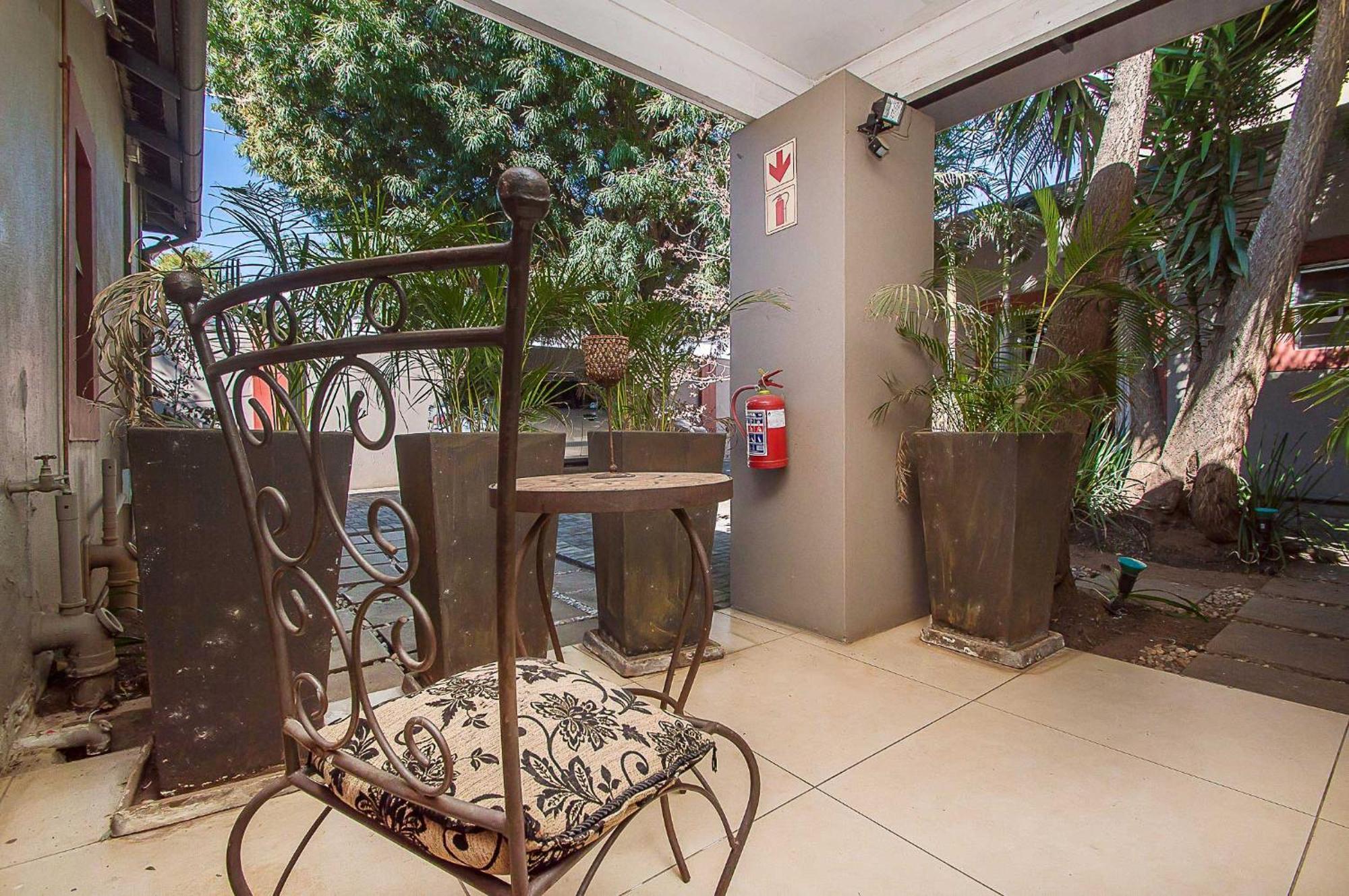 Saffron Guest house 4*