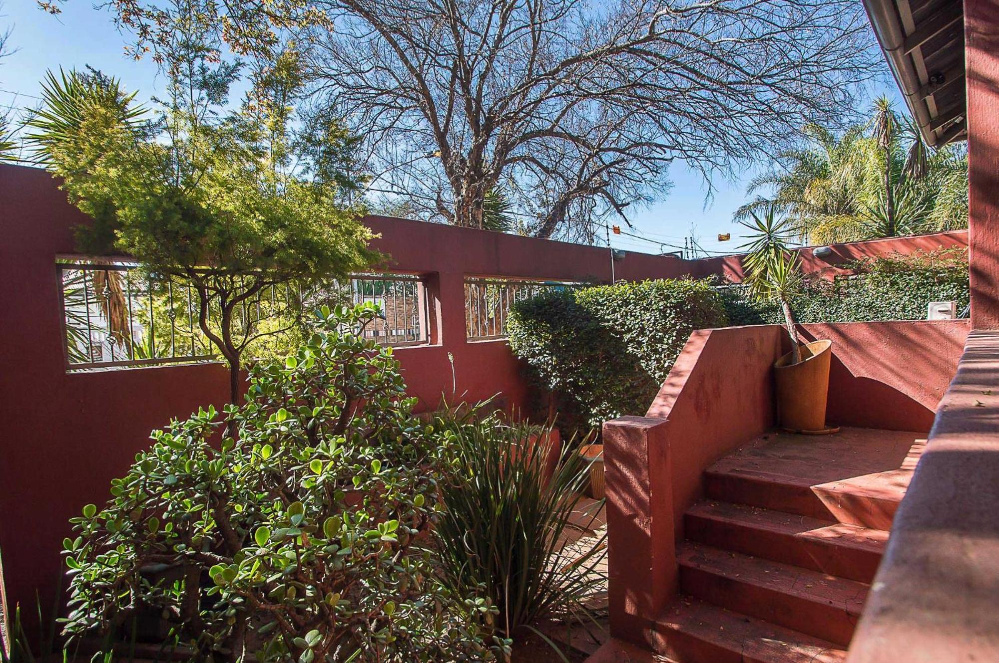 Casa de hóspedes Saffron 4*