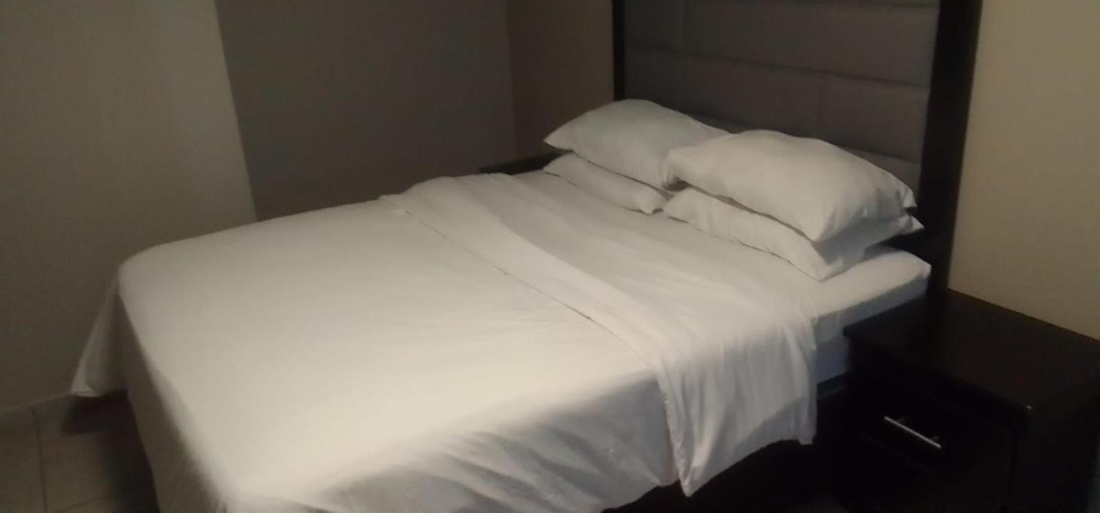 Rosebank Albergue
