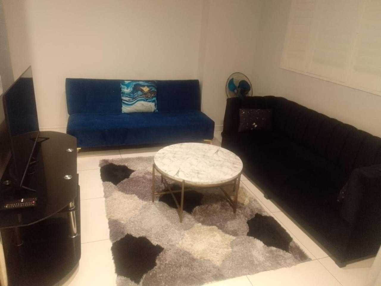 Homestay The Median Rosebank