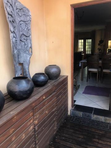 The Lemon Tree Self- Catering Apartamento Joanesburgo