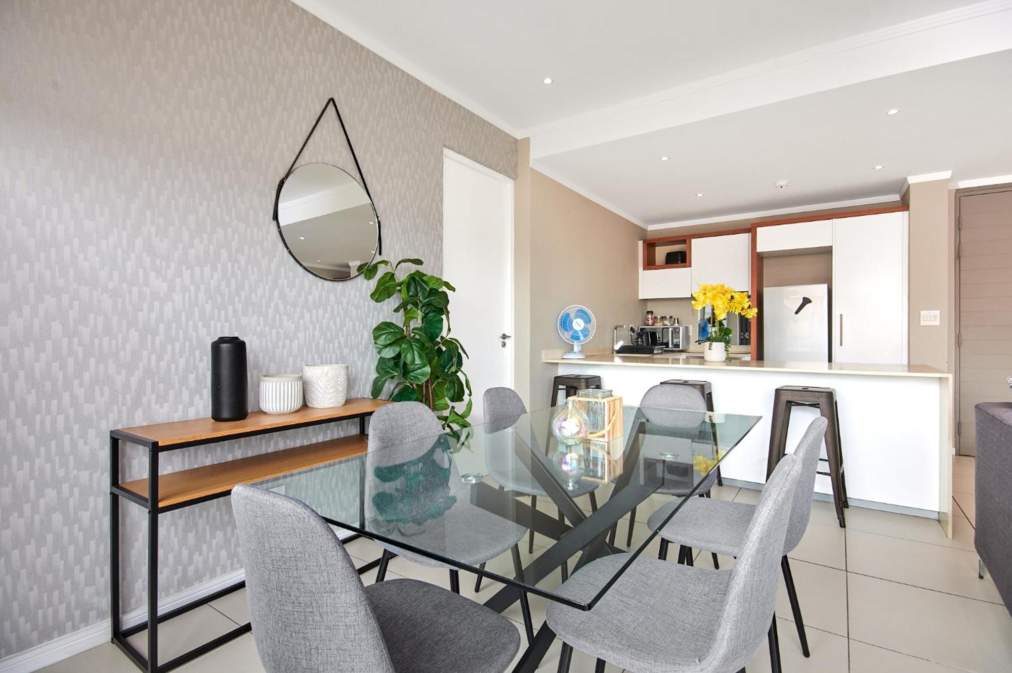 Modern Luxury Furnished In Sandton * Johannesburg