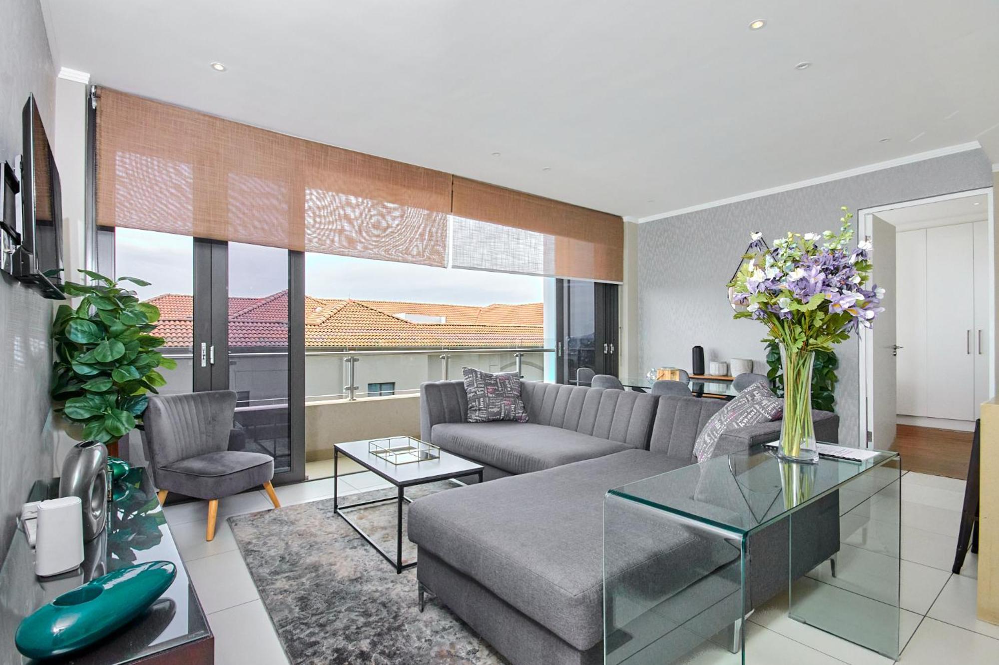 Modern Luxury Furnished In Sandton