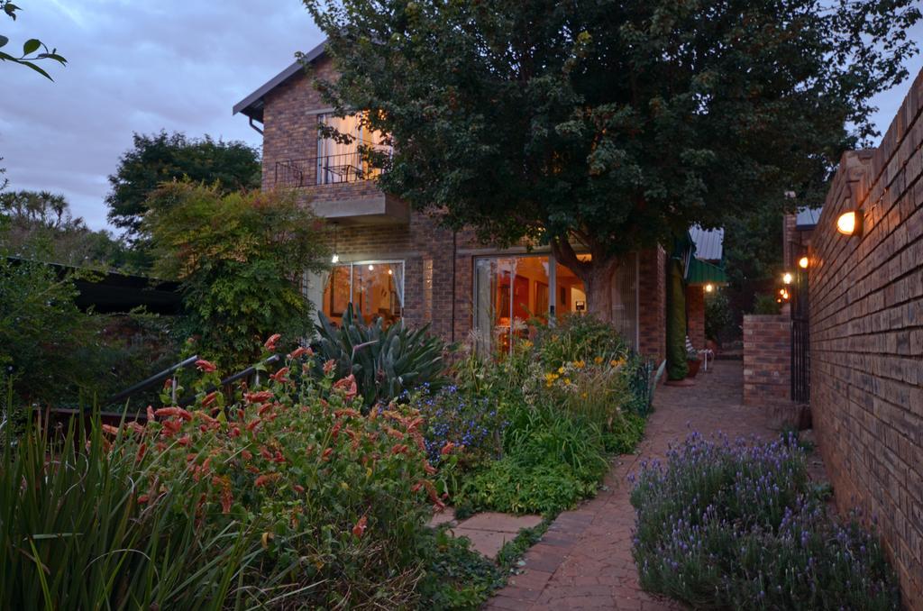 Bnb On 8th Avenue Bed & Breakfast 3*