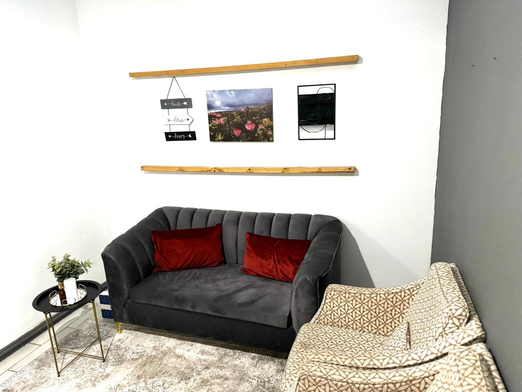 Tranquil Living On Maboneng *