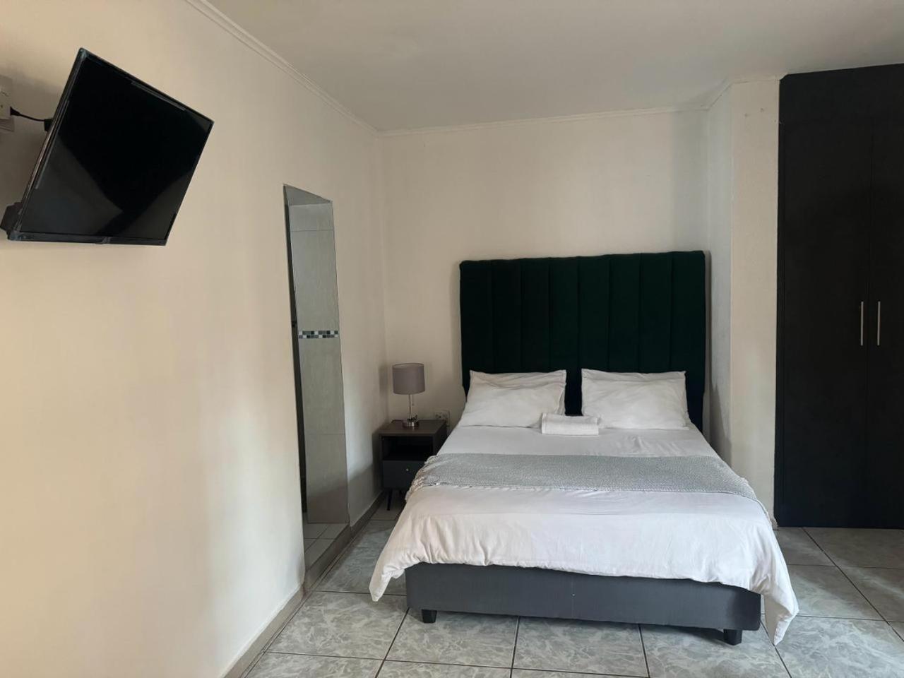 Guest house Erima