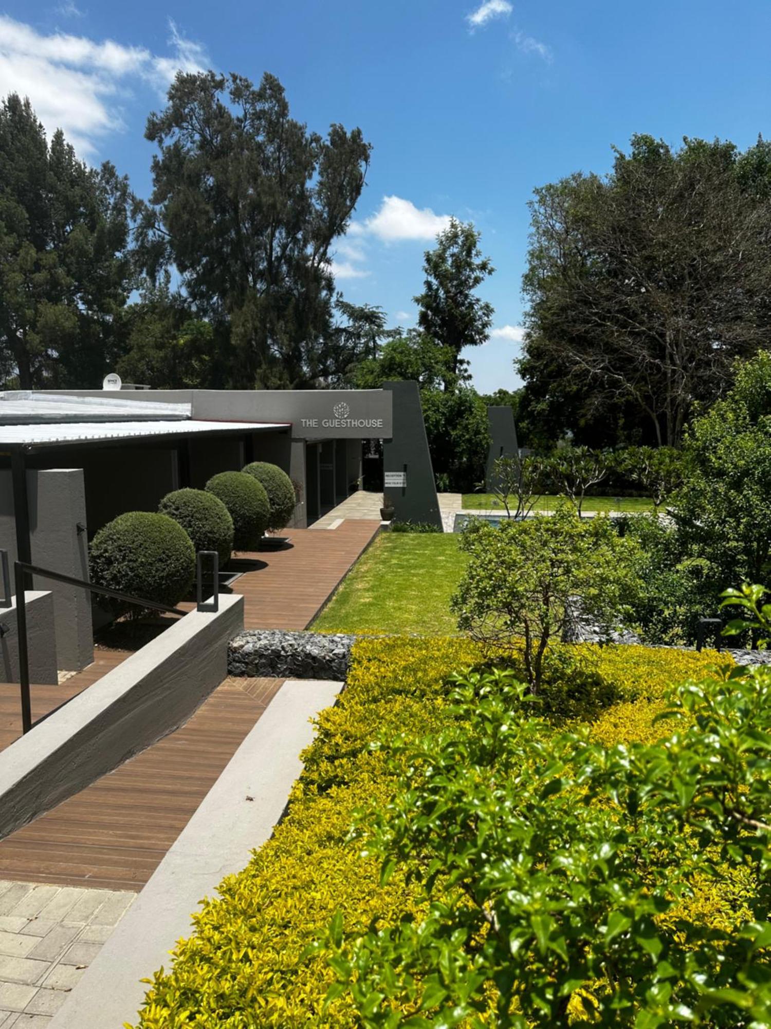 The 6 On Vrede *