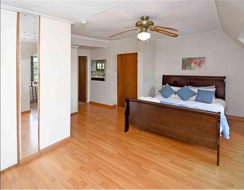 Holiday home West Villa, Load Shedding Power Back-up System Johannesburg