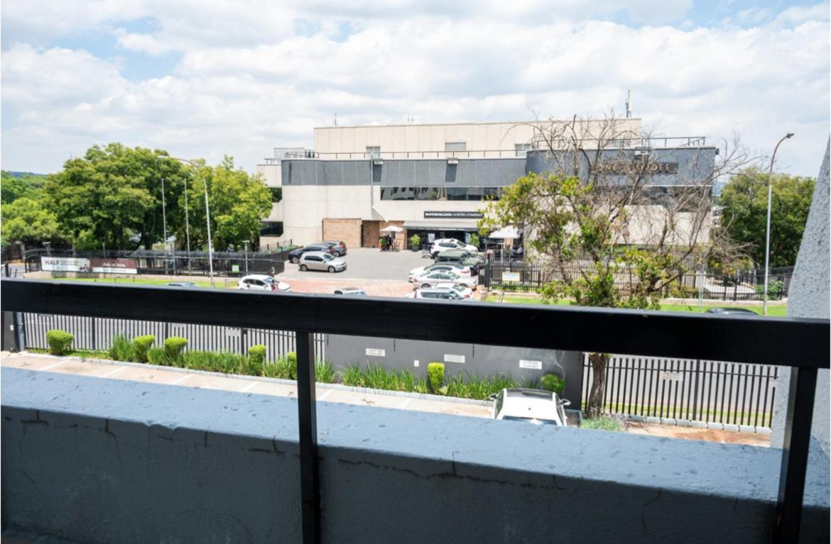 The Bolton Rosebank 26 Apartment