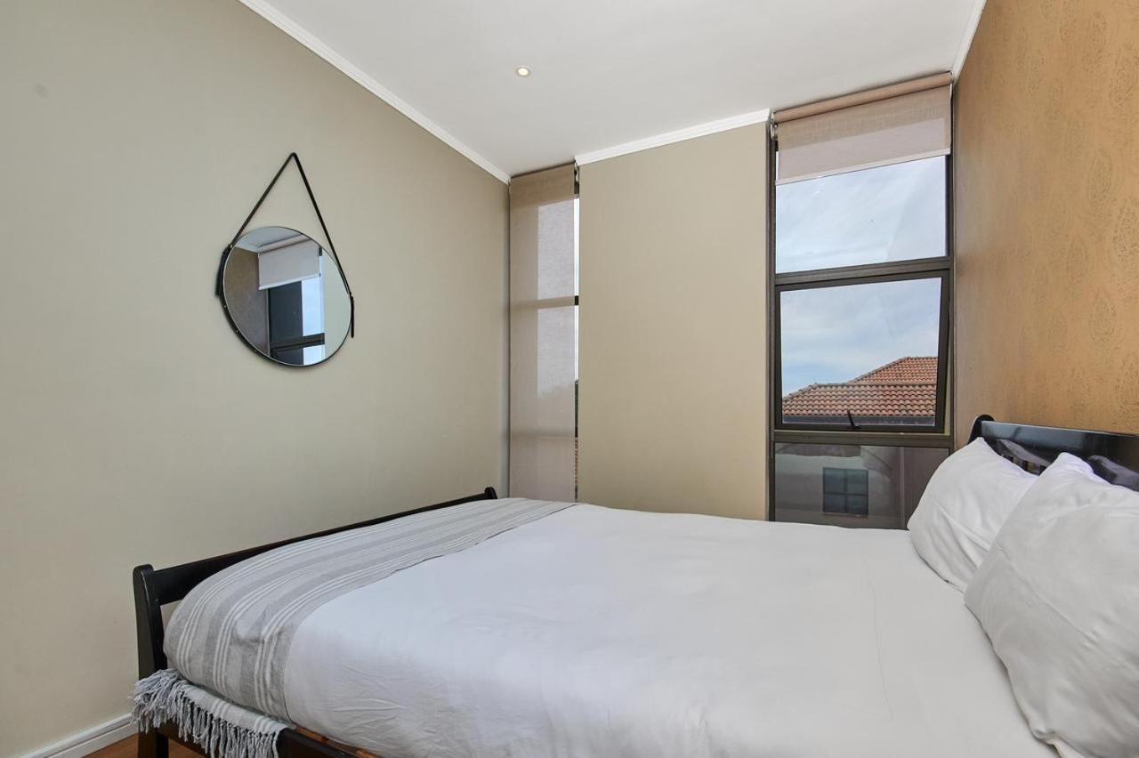 Khách sạn hẻo lánh Executive 3 Bed With Balcony & Executive 2 Bed In Sandton *