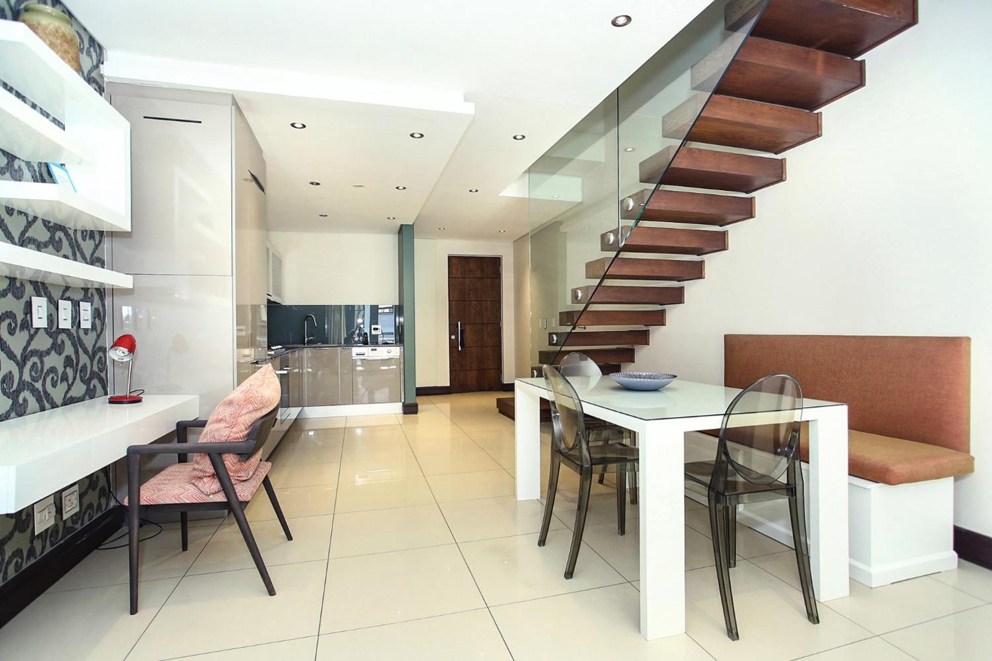 Melrose Arch Luxury - With Generator Johannesburg