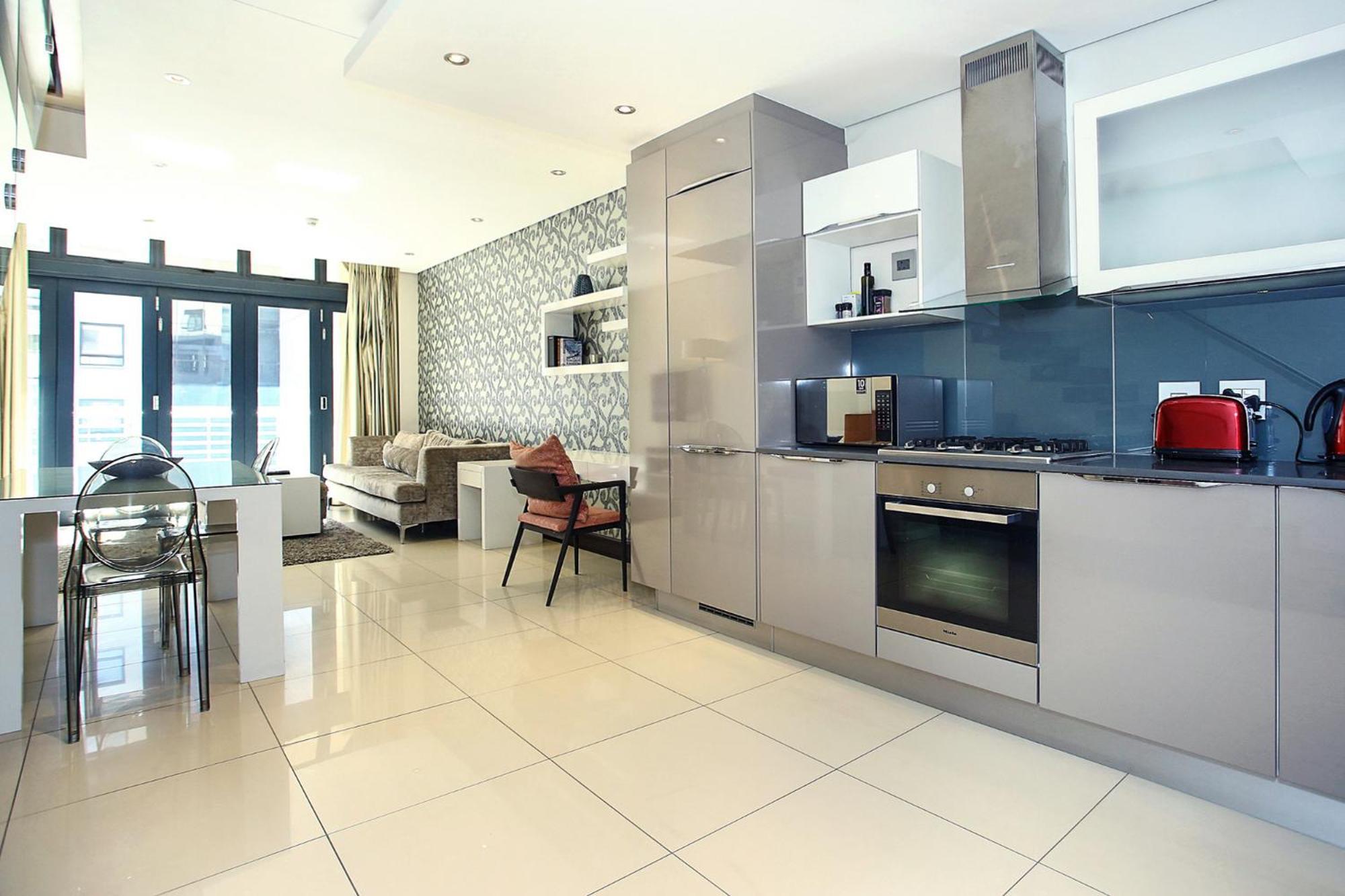 Melrose Arch Luxury - With Generator Johannesburg