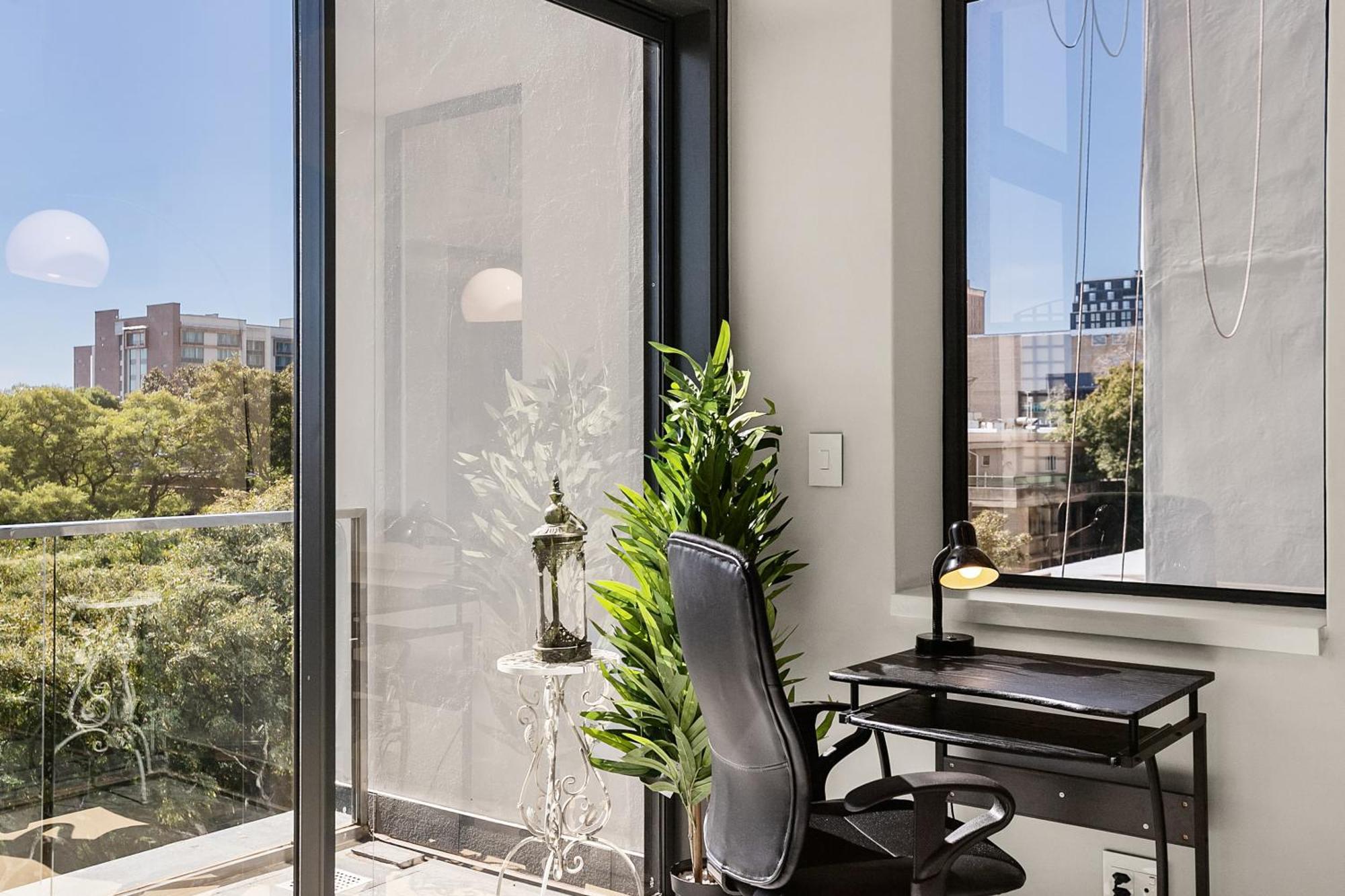 Apartment Park Central Loft In Rosebank