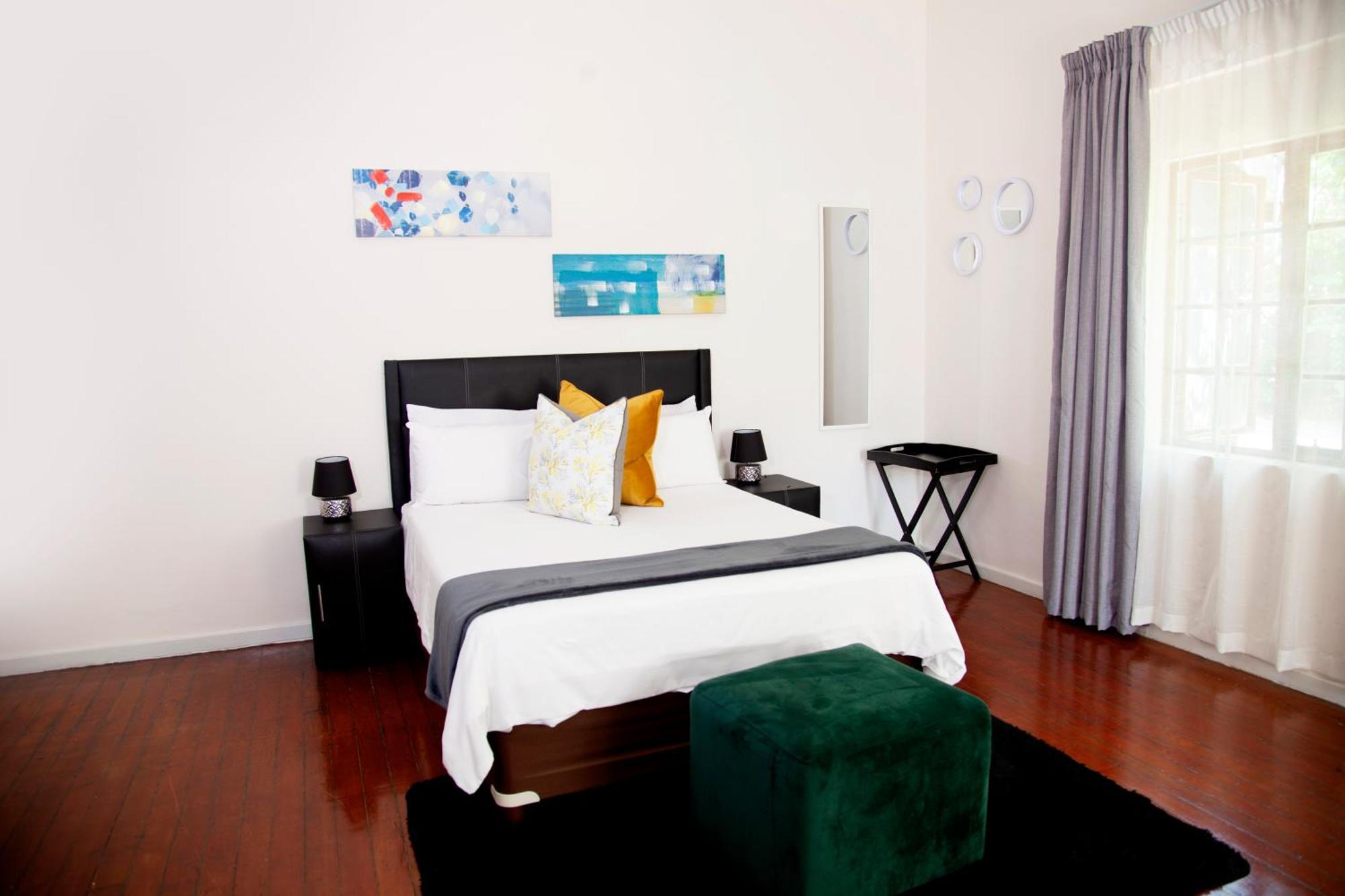 Guest house The Kraal *