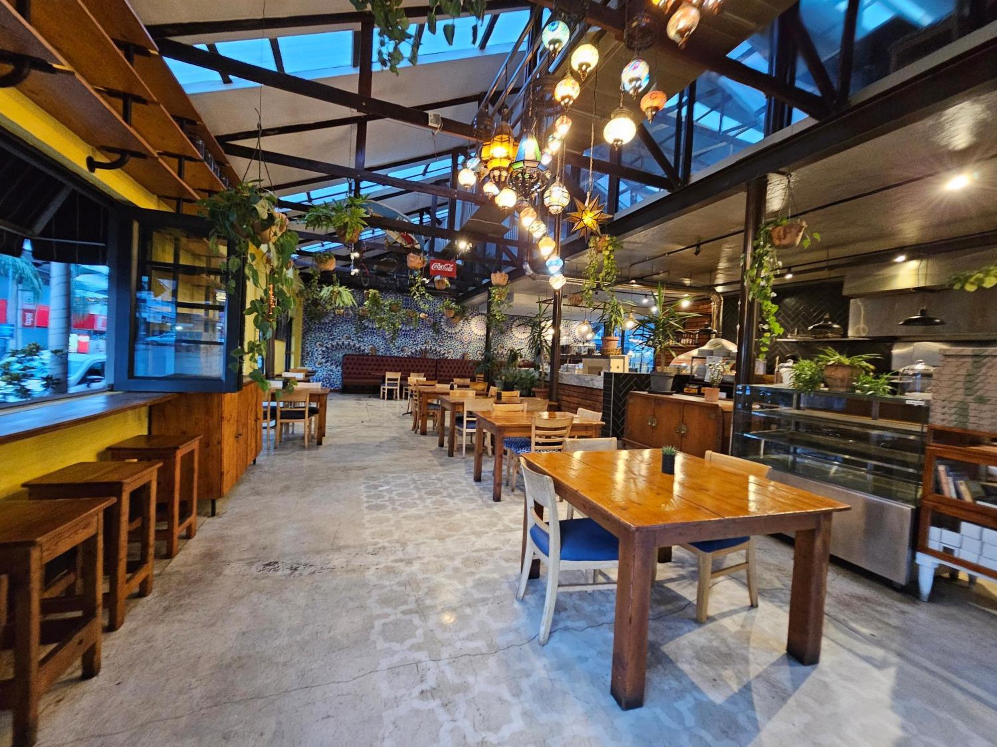 Nhà nghỉ Chez Paul Luxury House With Pool & Solar