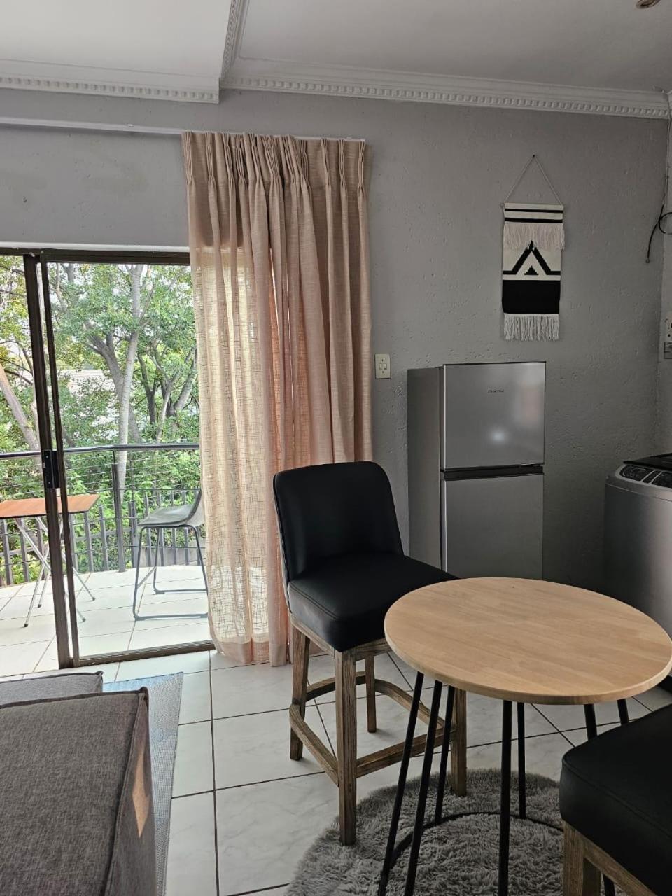 Lanina Self Catering * Johannesburg