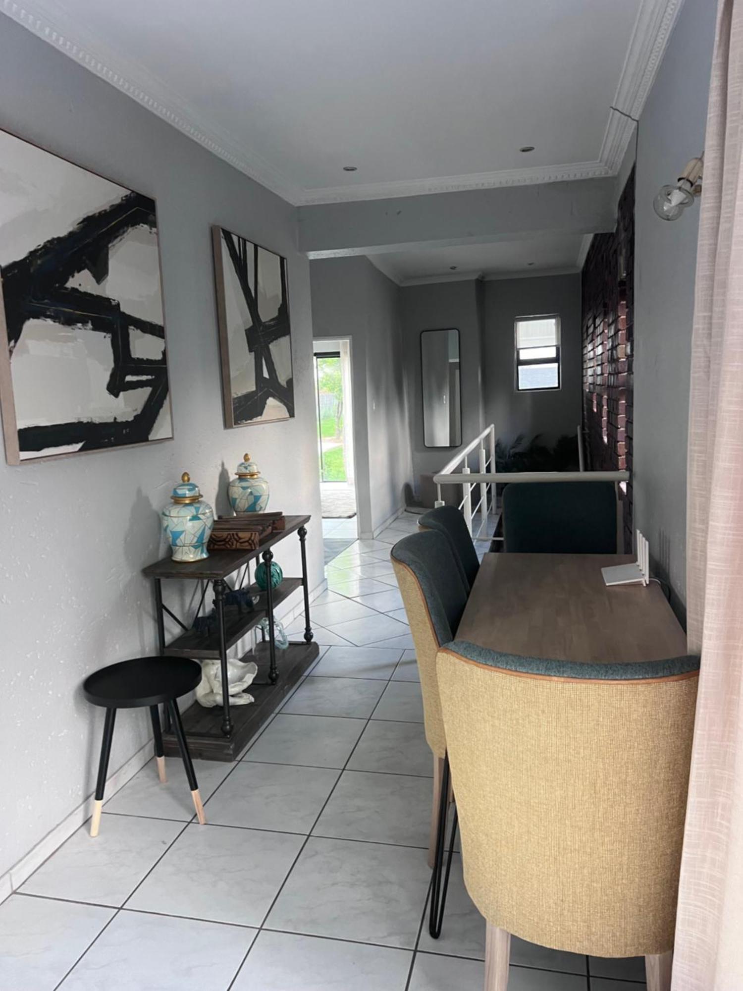 Apartment Lanina Self Catering Johannesburg