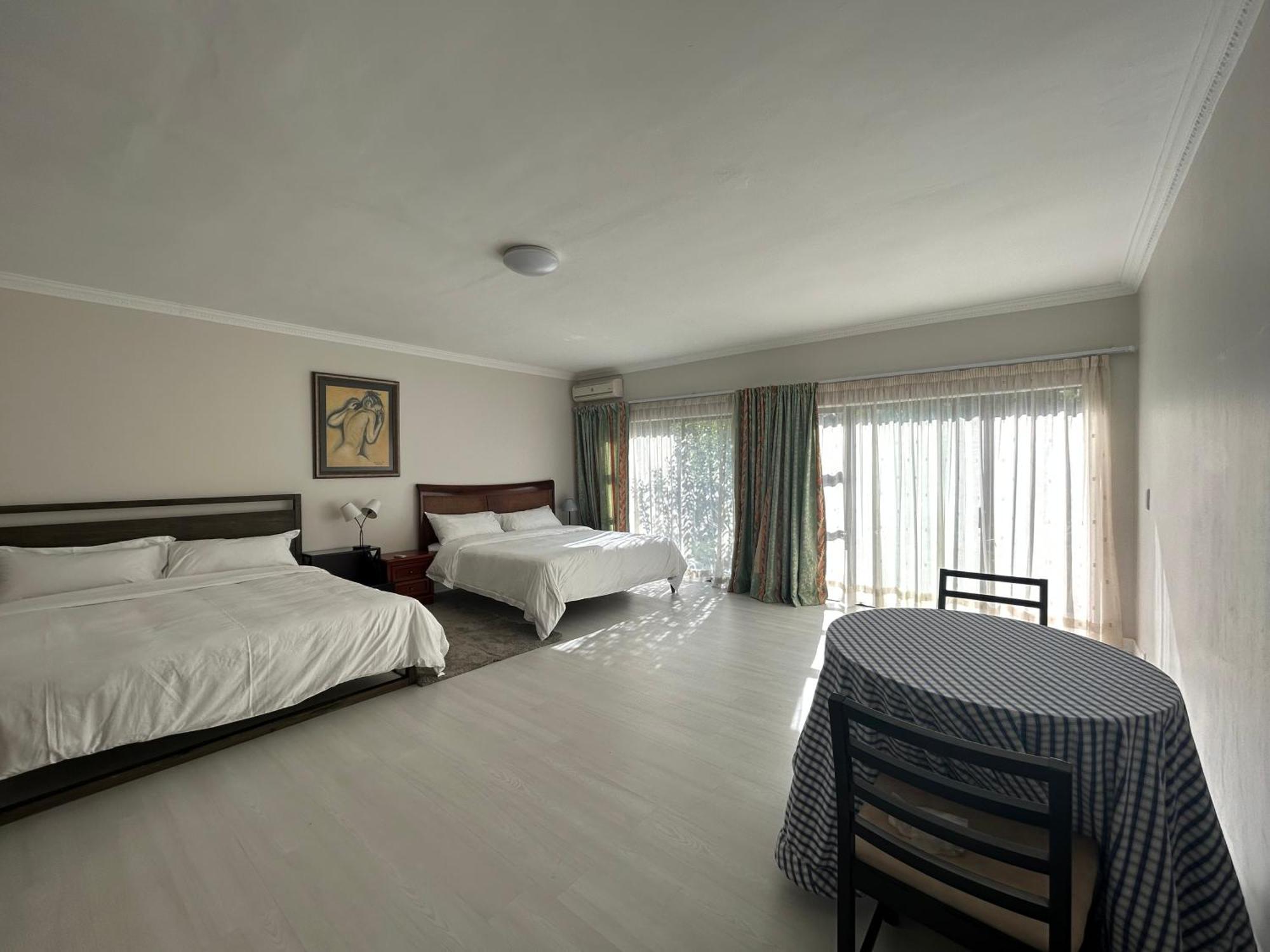 Guest house Elegant Sandton Johannesburg