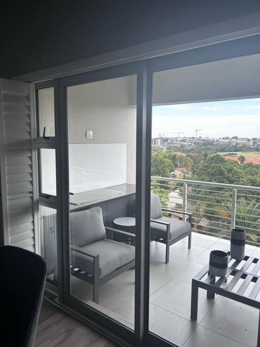 Sandton Penthouse Views & Luxury *