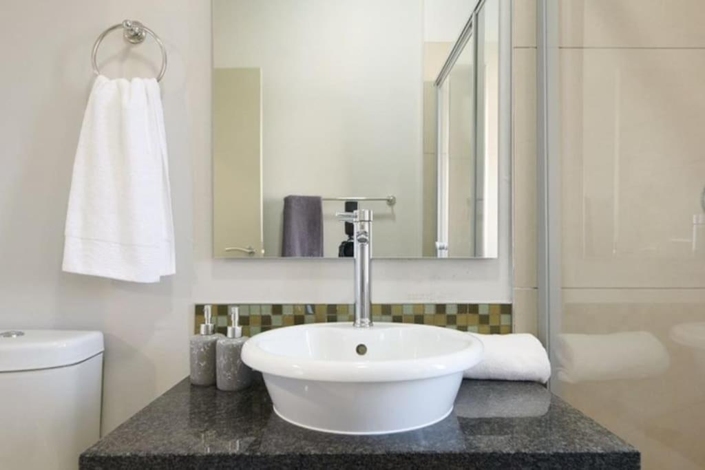 Căn hộ Sunrise Rivonia One Bed Johannesburg