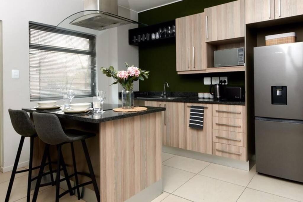 Căn hộ Sunrise Rivonia One Bed Johannesburg