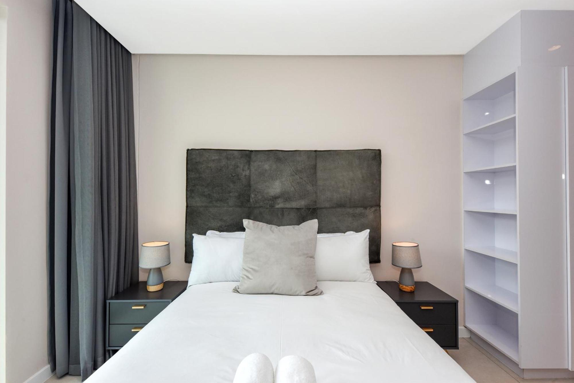 Sandton Gate Luxury Apartment Johannesburg