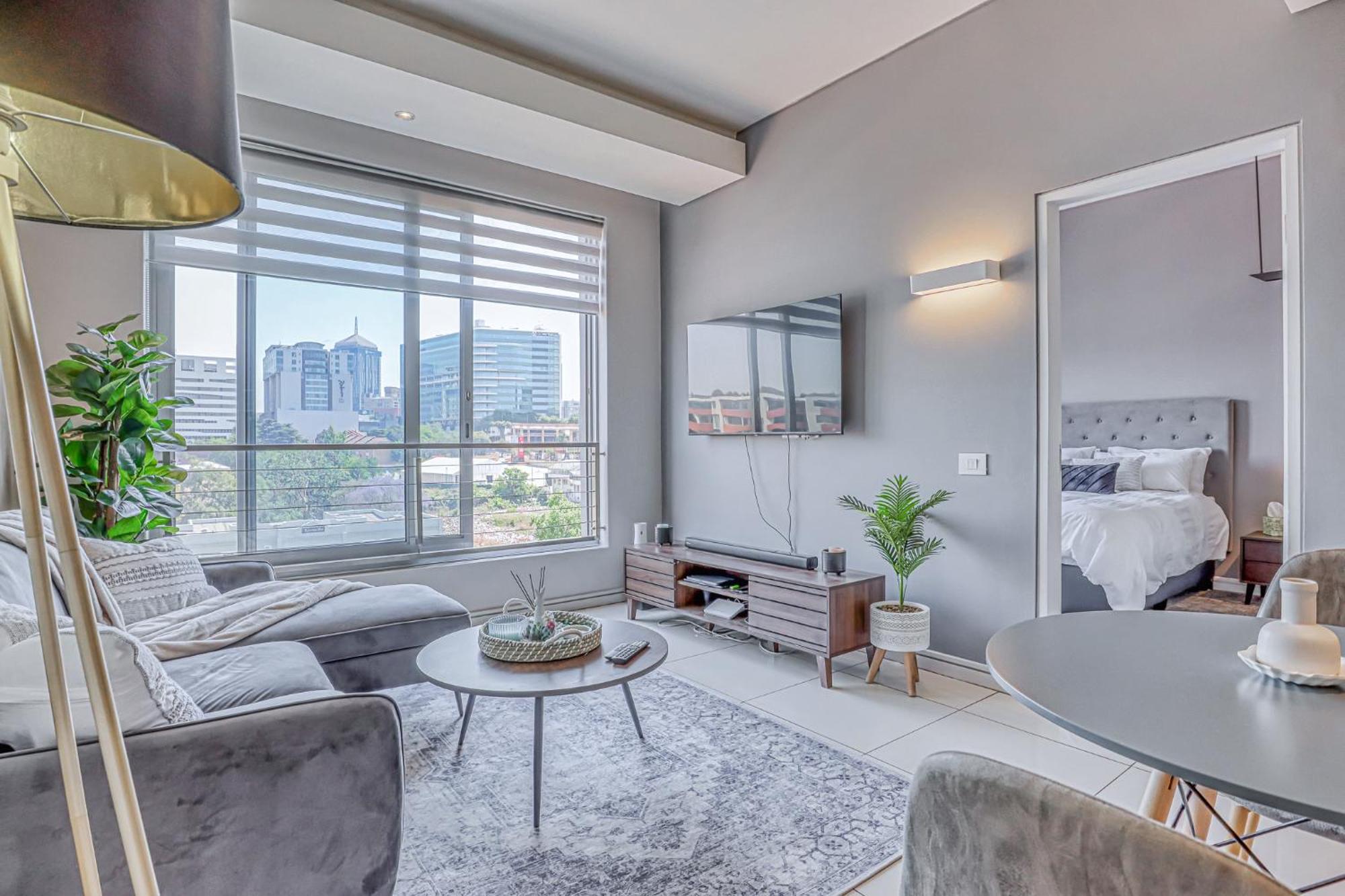 Luxurious One Bedroom - Capital On Park Apartment