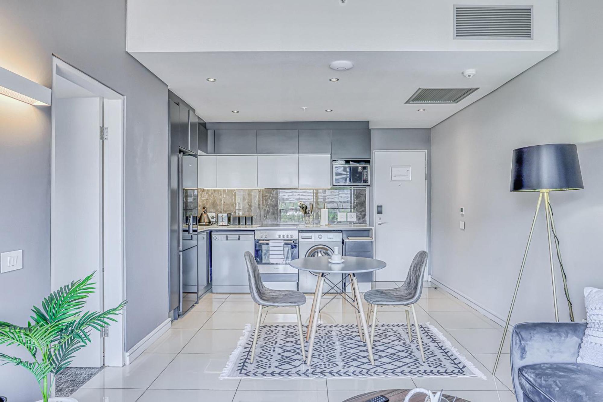 Luxurious One Bedroom - Capital On Park *