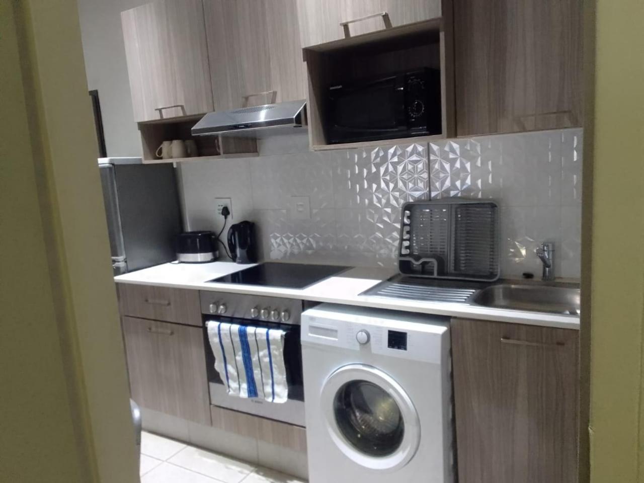 The Kellyrose Experiment Apartment *