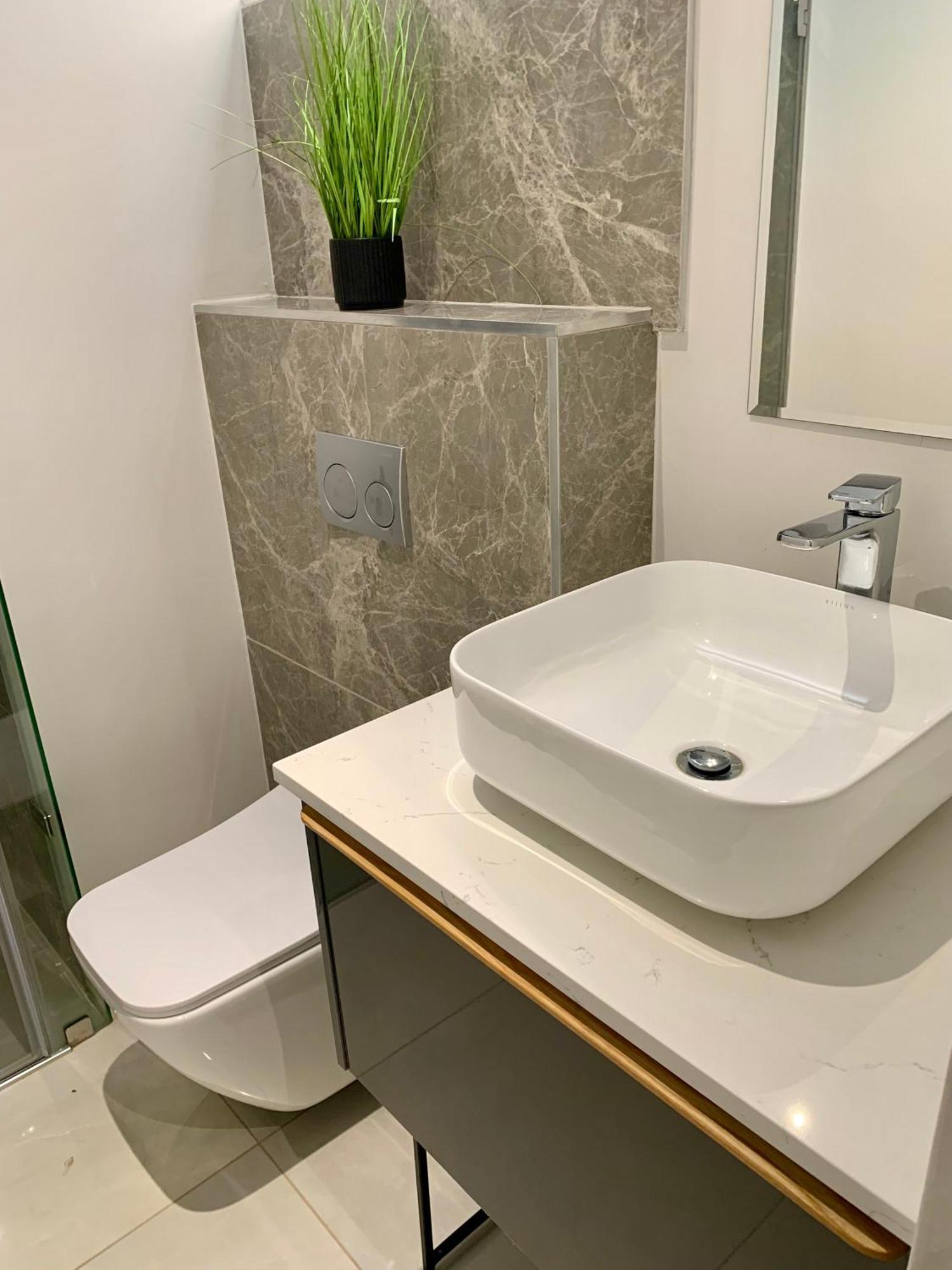 Oam The Paramount Rosebank Luxury One-bedroom Căn hộ Johannesburg