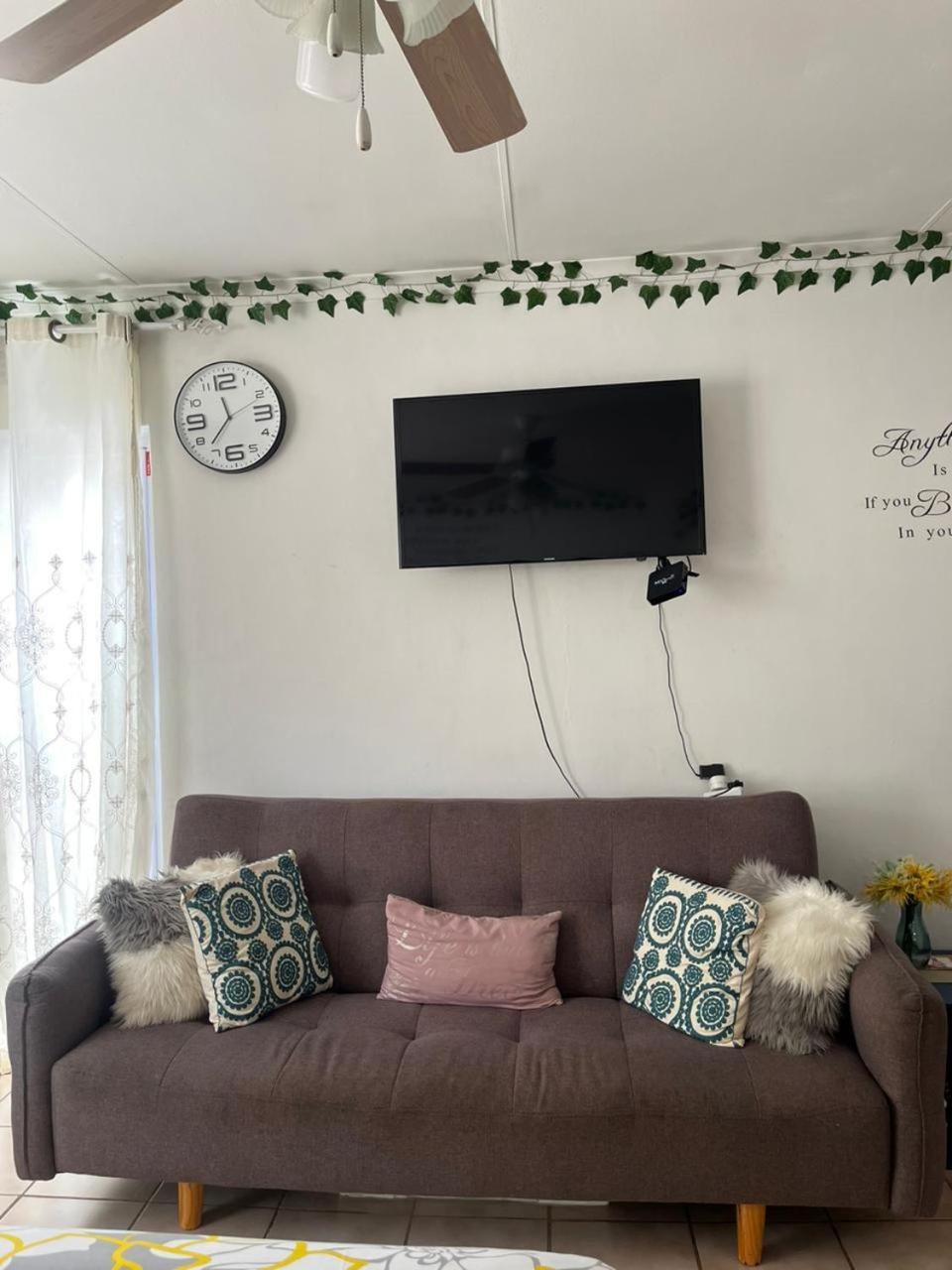 Goshen Traveller's Delight Homestay *
