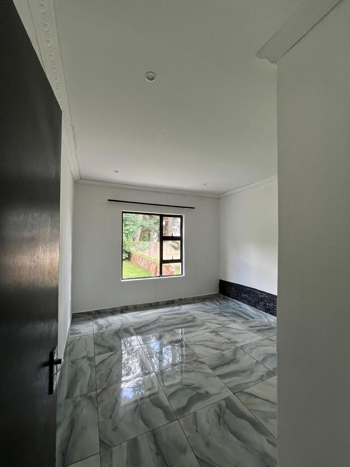 Apartment Goshen
