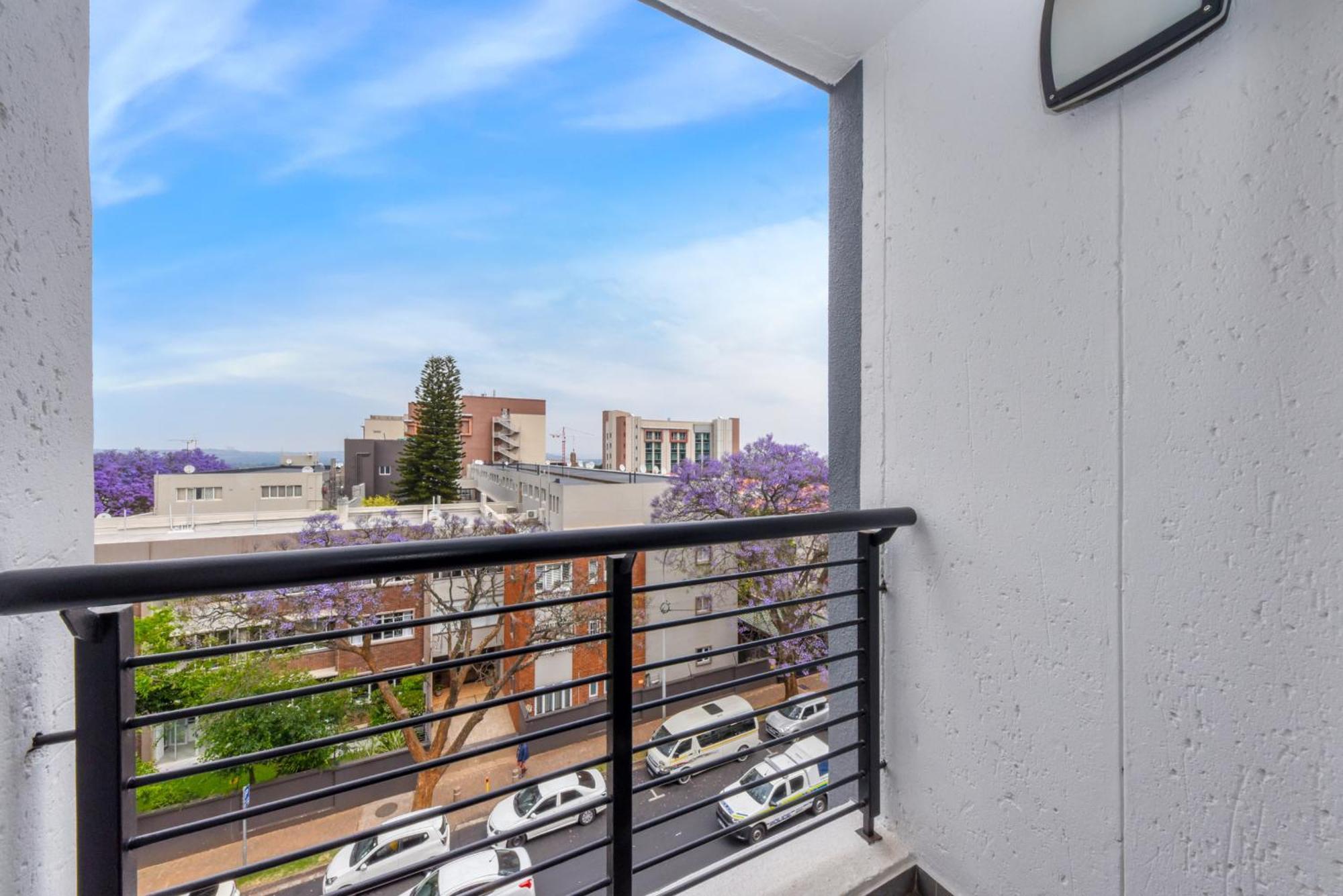 Easy - The Vantage Rosebank Apartment