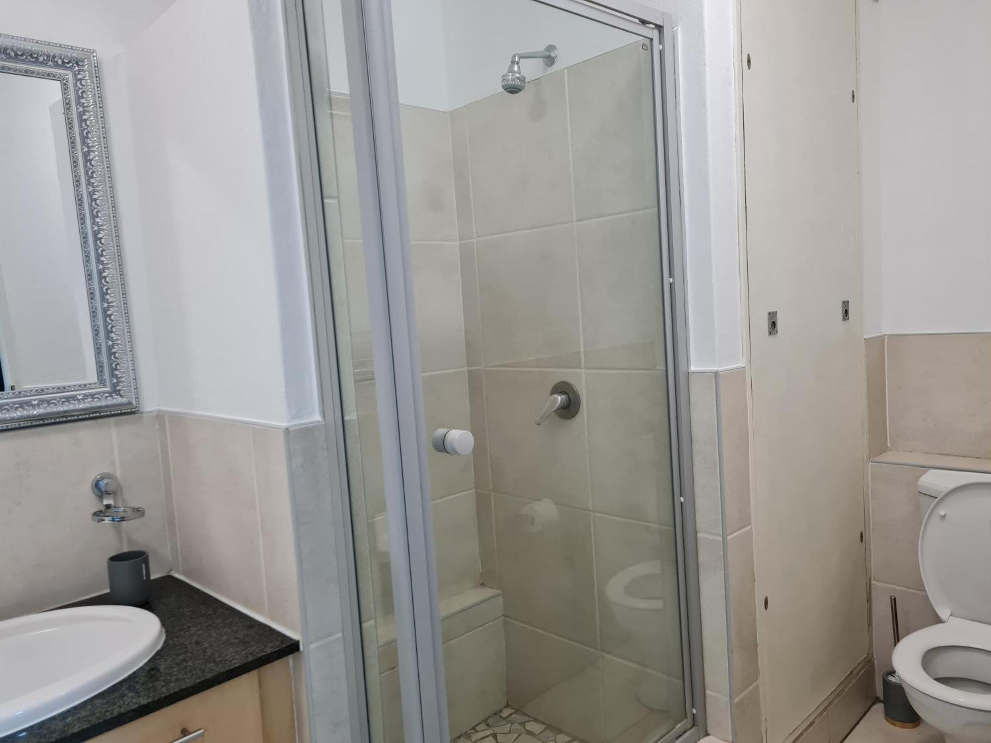Beautiful 2 Bed 2 Bath @ Westpoint In Sandton Apartment Johannesburg