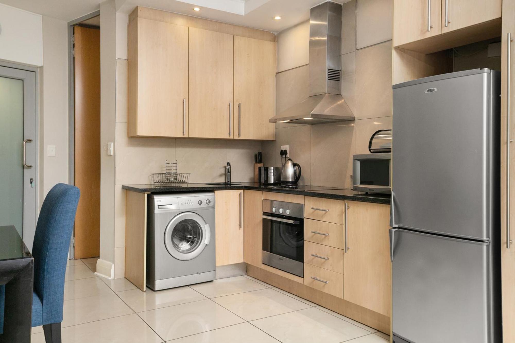 Hydro Park Residences In Sandton With Generator * Johannesburg